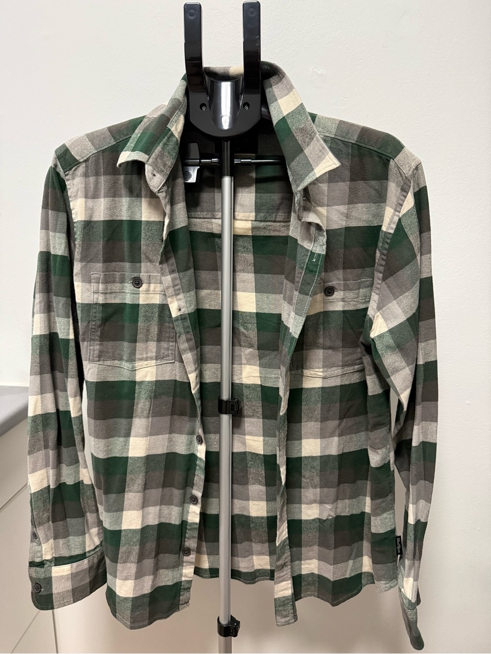 WindRiver Green Plaid Flannel Button Up Shirt Men’s Large